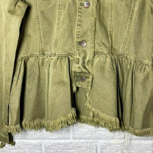 ⭐️NWT MSRP $168 Free People Cotton Denim Jacket Small - Picture 4 of 11